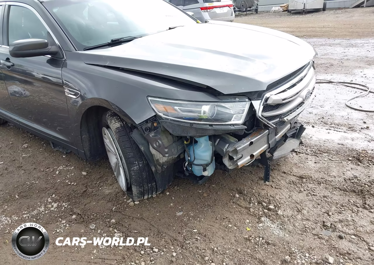 2016 Ford Taurus Sel VIN:1FAHP2E82GG112119 - 6