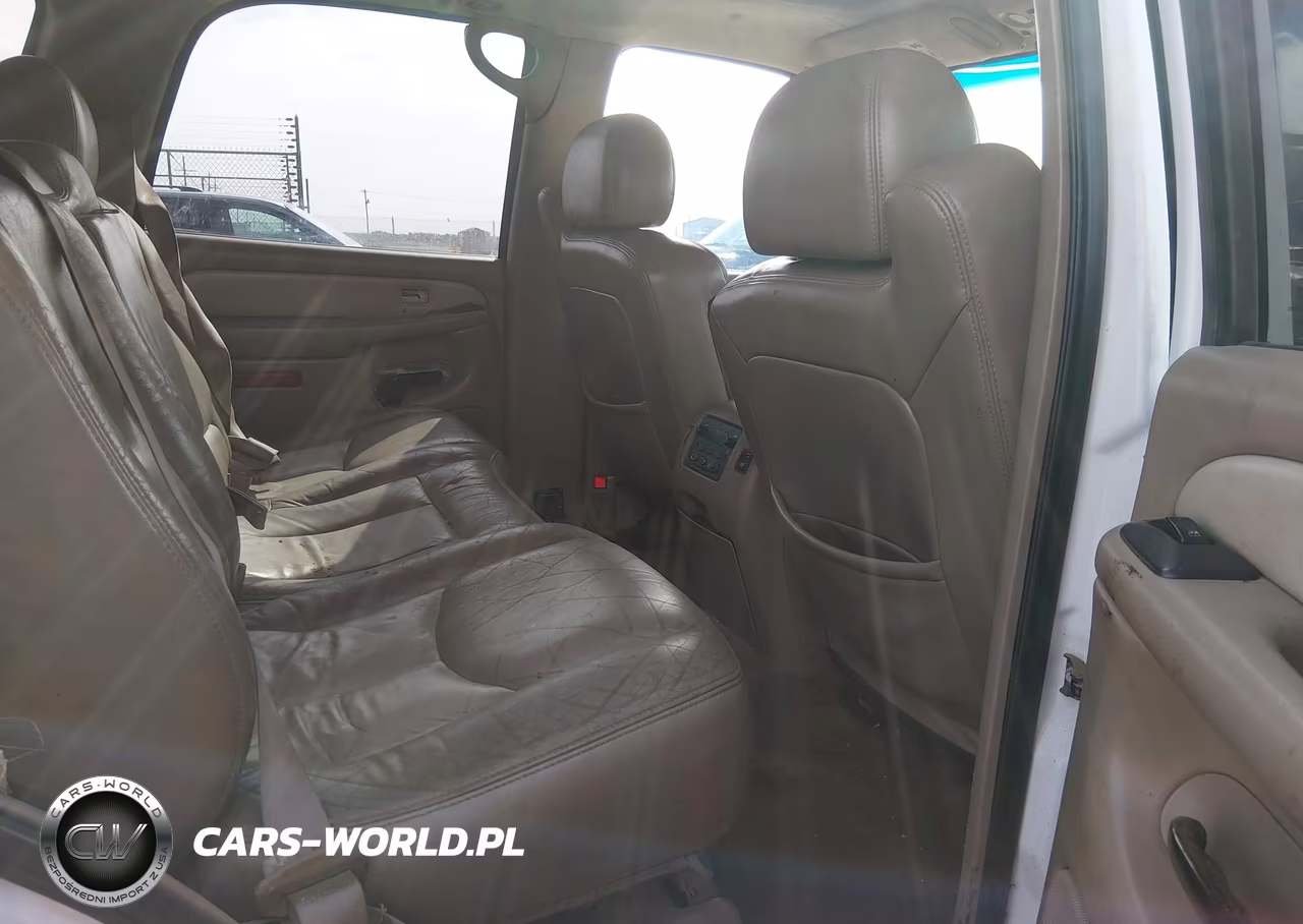 2004 GMC Yukon Denali VIN:1GKEK63U74J265097 - 8