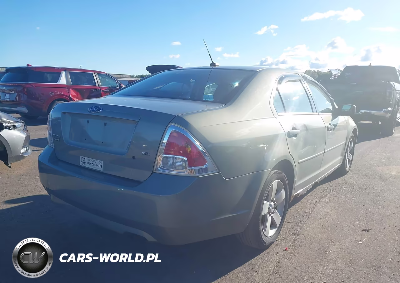 2009 Ford Fusion Se VIN:3FAHP07Z49R192528 - 4