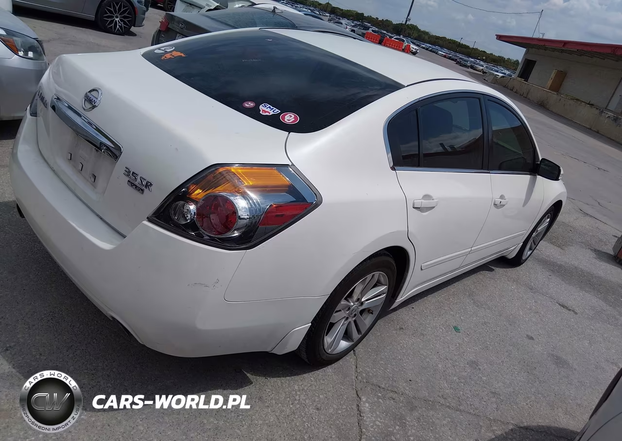 2010 Nissan Altima 3.5 Sr VIN:1N4BL2AP7AC105678 - 4