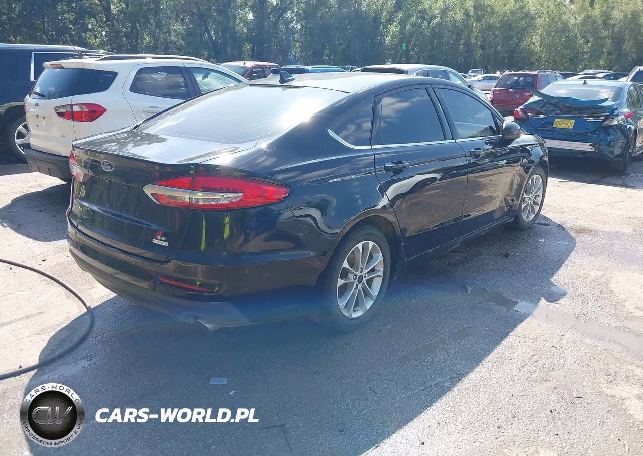 2020 Ford Fusion Se VIN:3FA6P0HD0LR123157 - 4