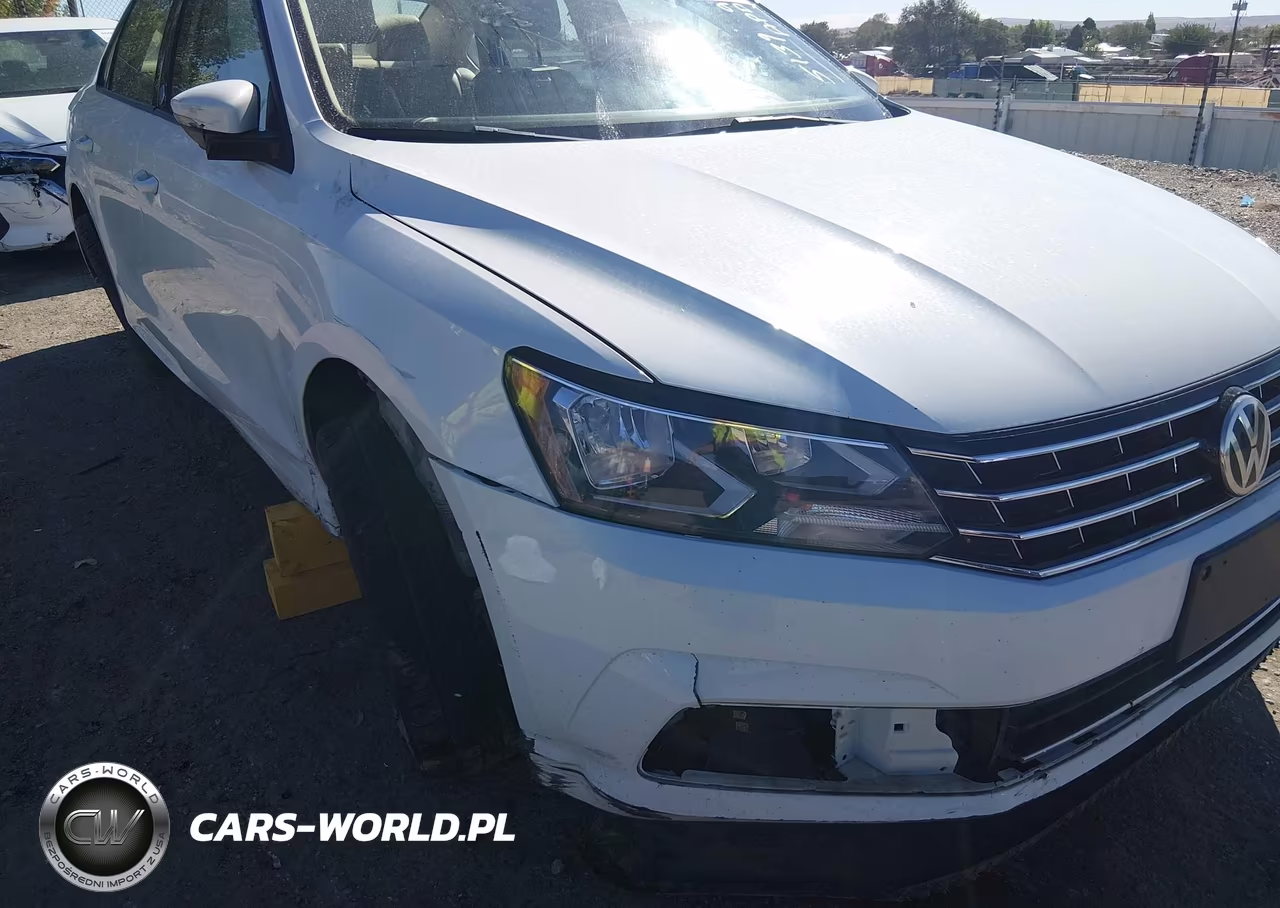 2019 Volkswagen Passat 2.0T Wolfsburg Edition VIN:1VWLA7A37KC005139 - 6