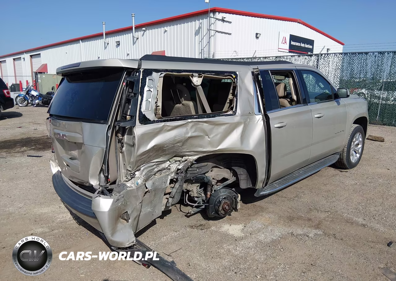 2015 GMC Yukon Xl 1500 Slt VIN:1GKS2HKCXFR688395 - 4