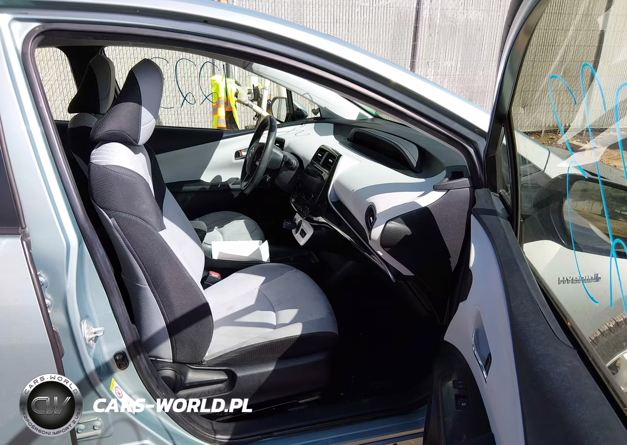 2016 Toyota Prius Two Eco VIN:JTDKARFU5G3029264 - 5