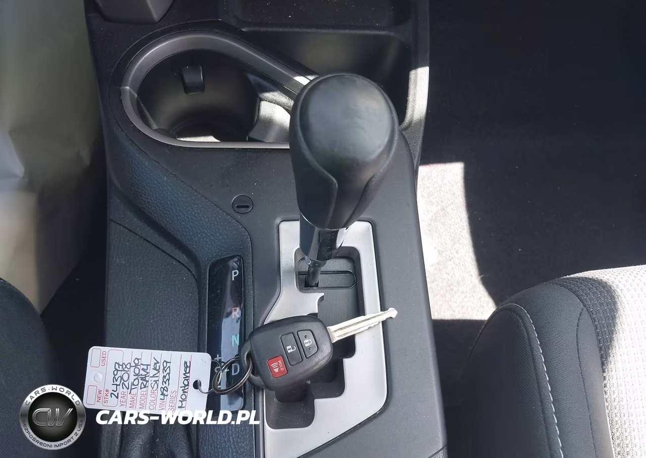 2018 Toyota Rav4 Xle VIN:2T3WFREV9JW483339 - 11
