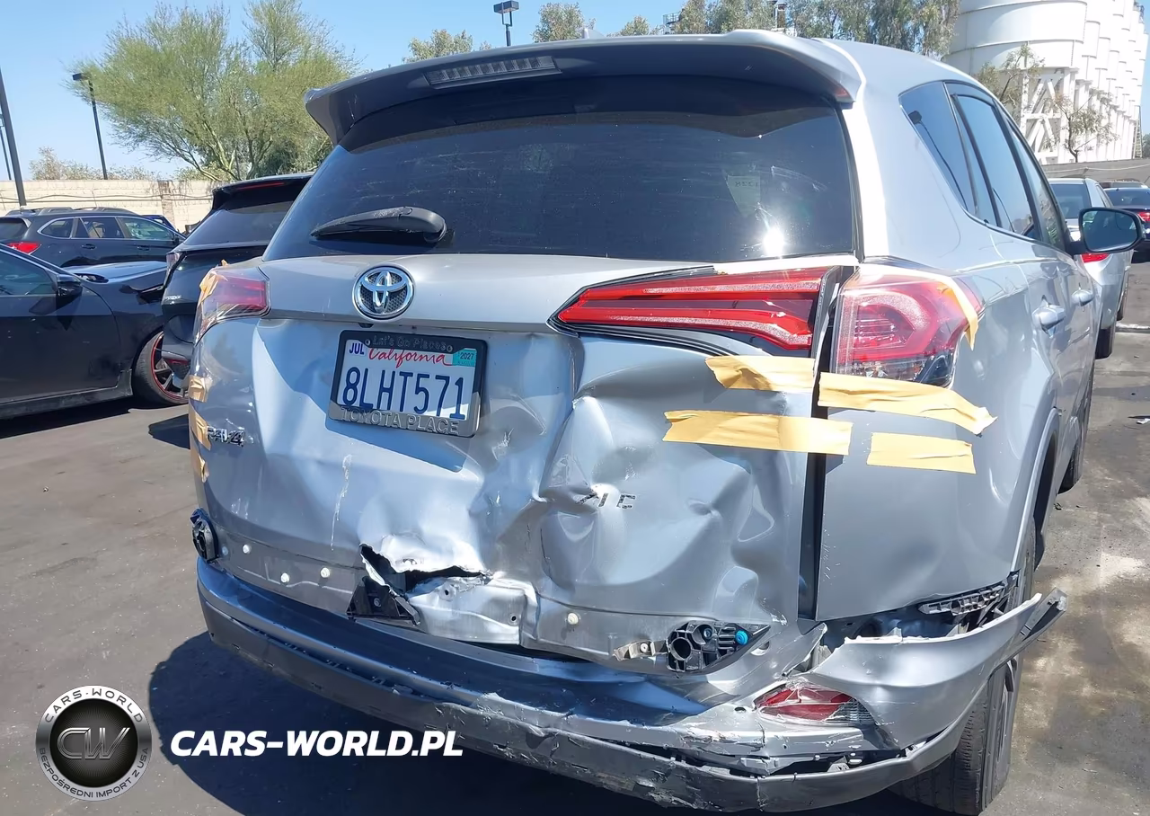 2018 Toyota Rav4 Xle VIN:2T3WFREV9JW483339 - 12