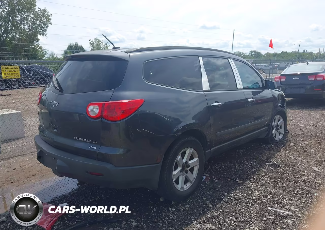2009 Chevrolet Traverse Ls VIN:1GNEV13D39S164377 - 4