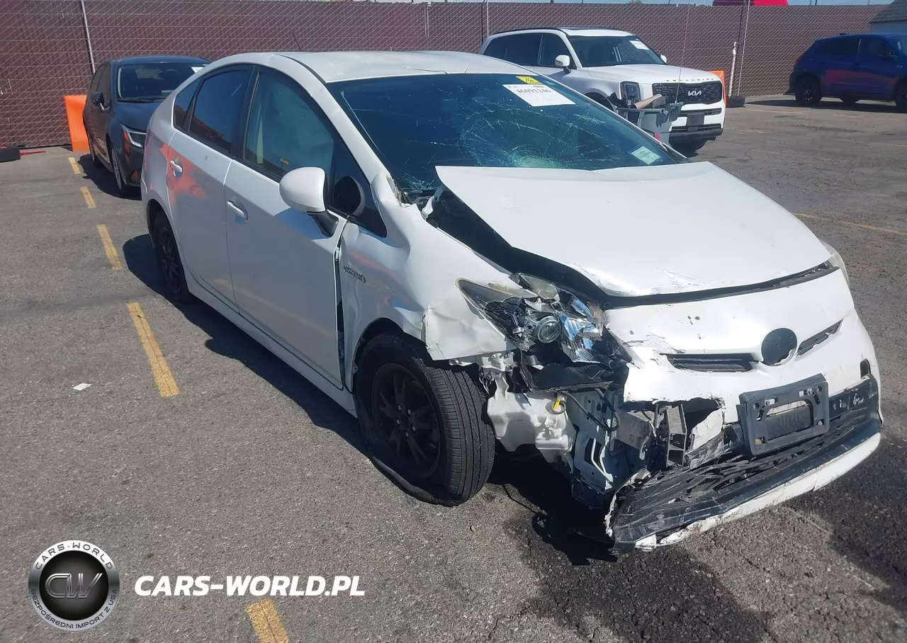 2015 Toyota Prius Two VIN:JTDKN3DU2F0443557 - 6