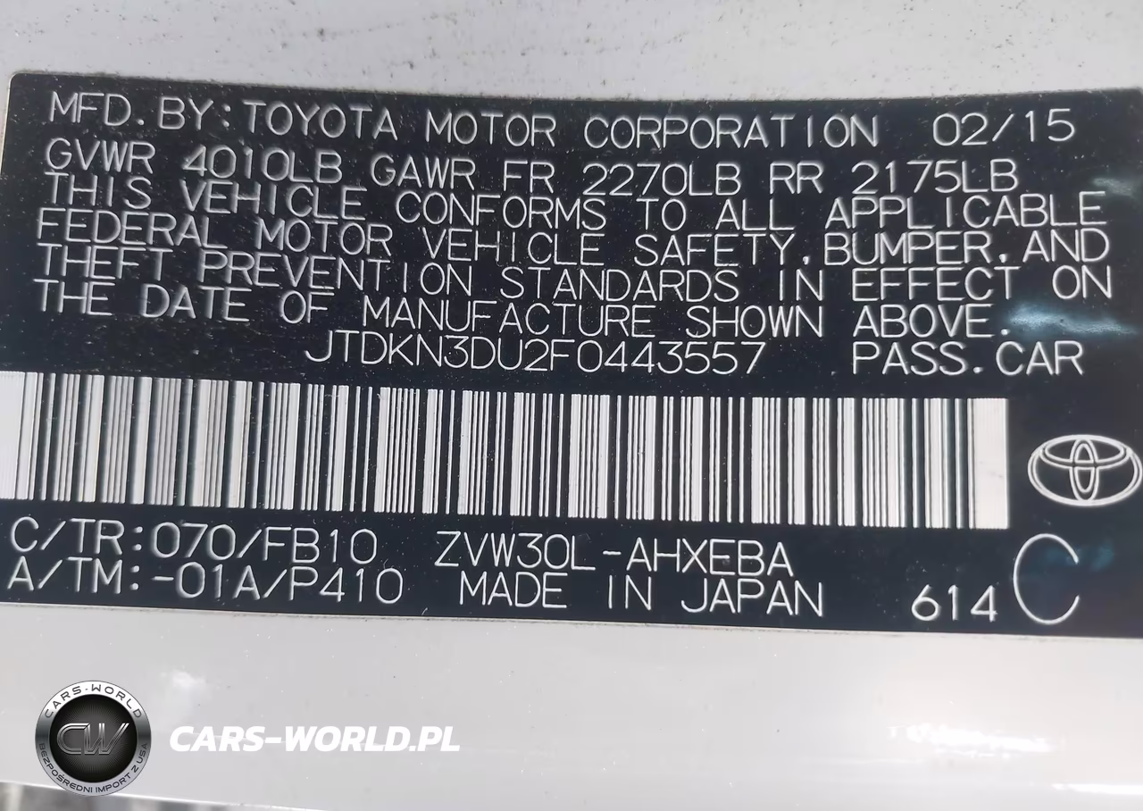 2015 Toyota Prius Two VIN:JTDKN3DU2F0443557 - 9