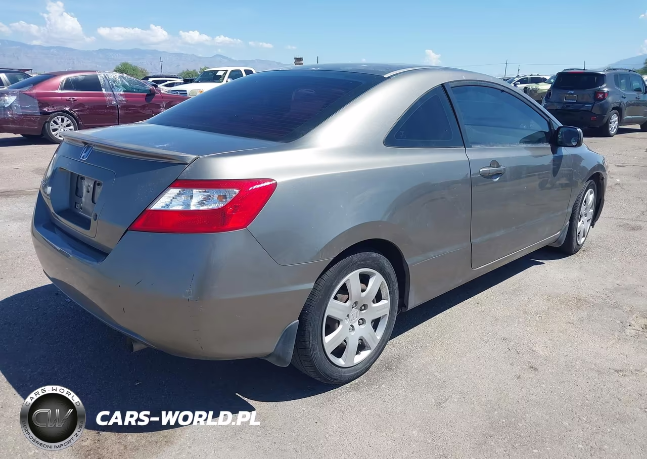 2007 Honda Civic Lx VIN:2HGFG12667H552297 - 4