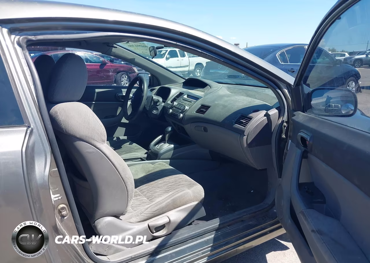 2007 Honda Civic Lx VIN:2HGFG12667H552297 - 5