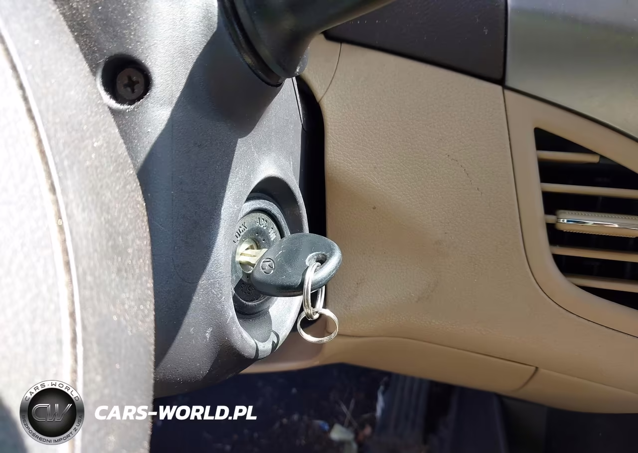 2012 Hyundai Elantra Gls VIN:5NPDH4AE6CH145191 - 11