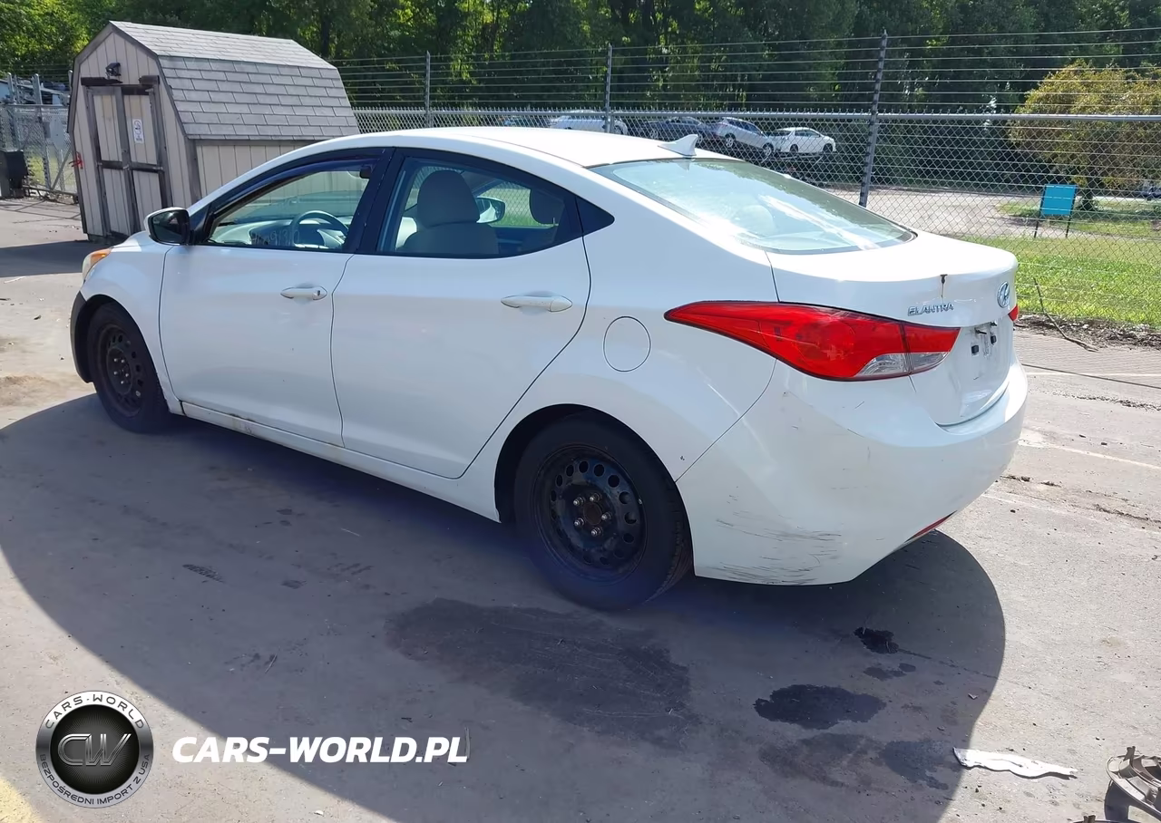 2012 Hyundai Elantra Gls VIN:5NPDH4AE6CH145191 - 3