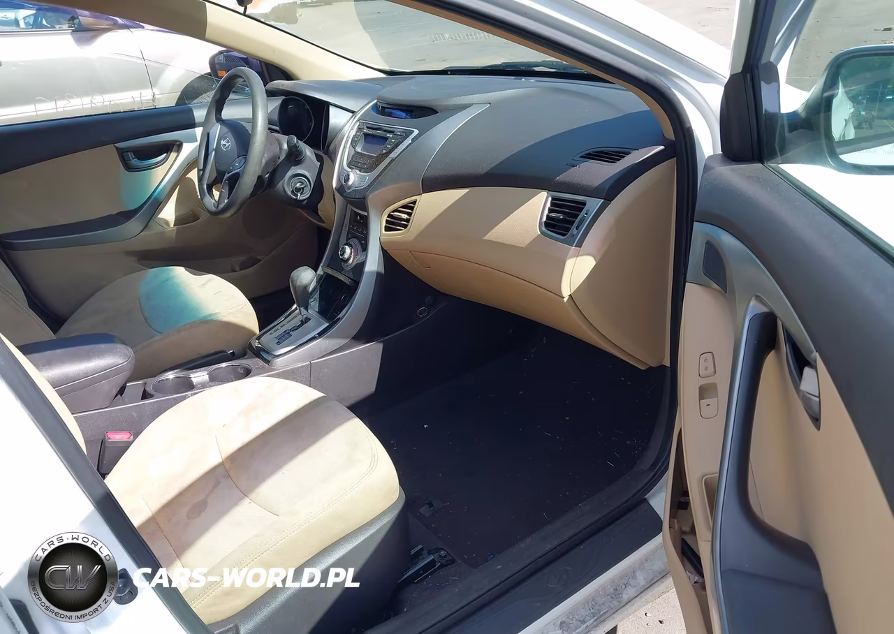 2012 Hyundai Elantra Gls VIN:5NPDH4AE6CH145191 - 5