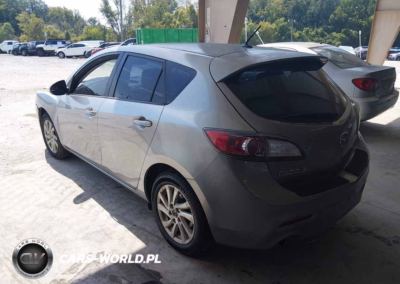 2013 Mazda Mazda3 I Touring VIN:JM1BL1L77D1840520 - 3