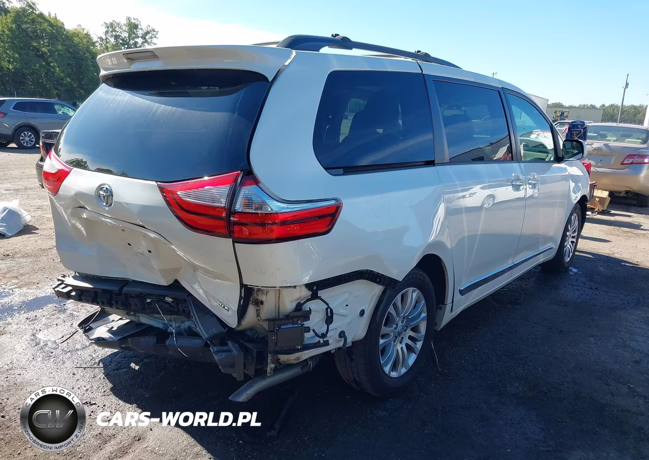 2017 Toyota Sienna Xle Premium 8 Passenger VIN:5TDYZ3DC8HS850921 - 4