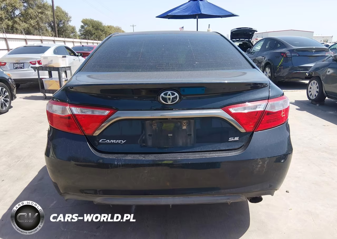 2017 Toyota Camry Se VIN:4T1BF1FK4HU706975 - 16