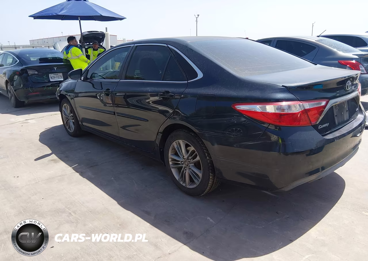 2017 Toyota Camry Se VIN:4T1BF1FK4HU706975 - 3
