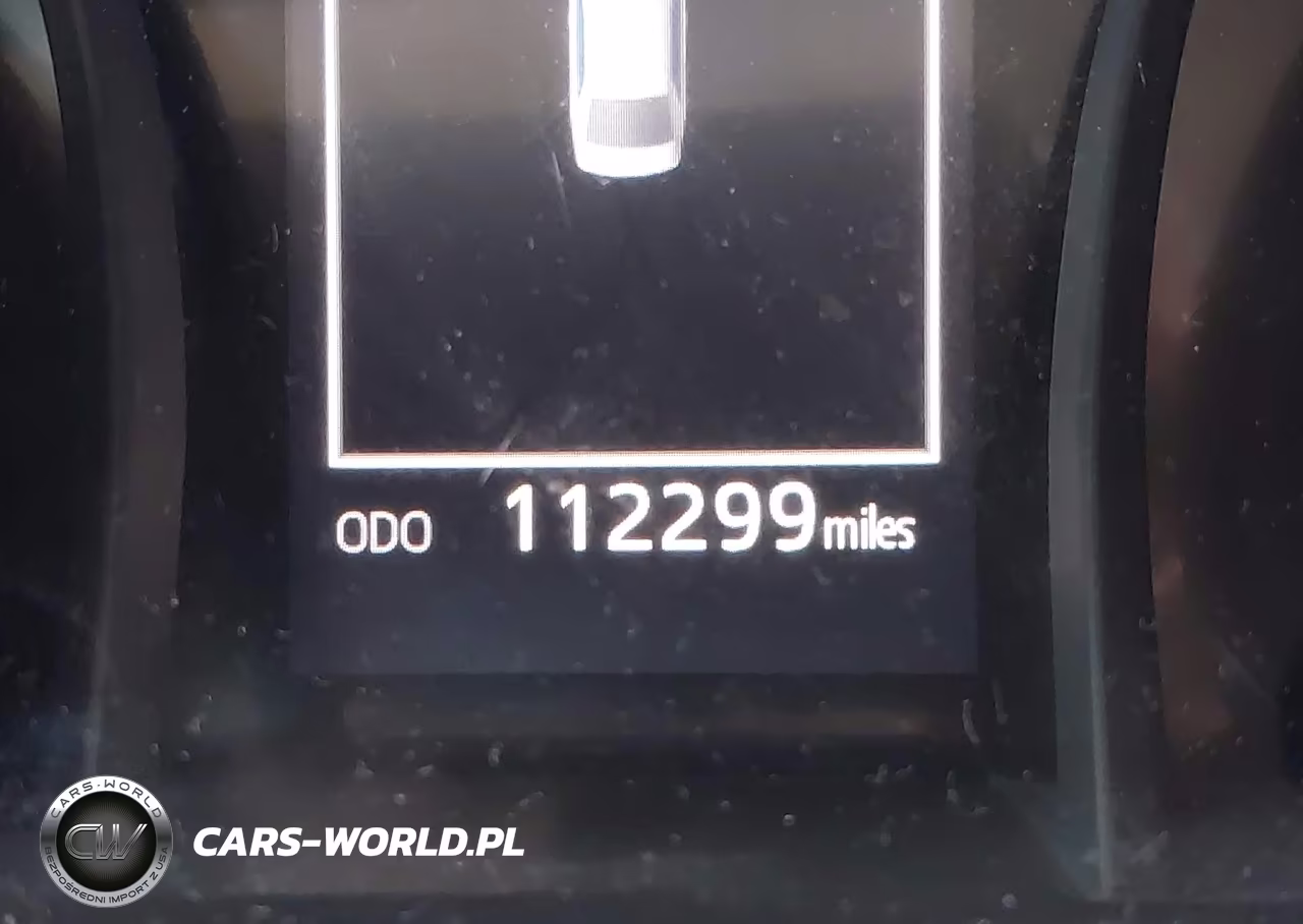 2018 Toyota Camry Le VIN:4T1B11HK0JU589932 - 15