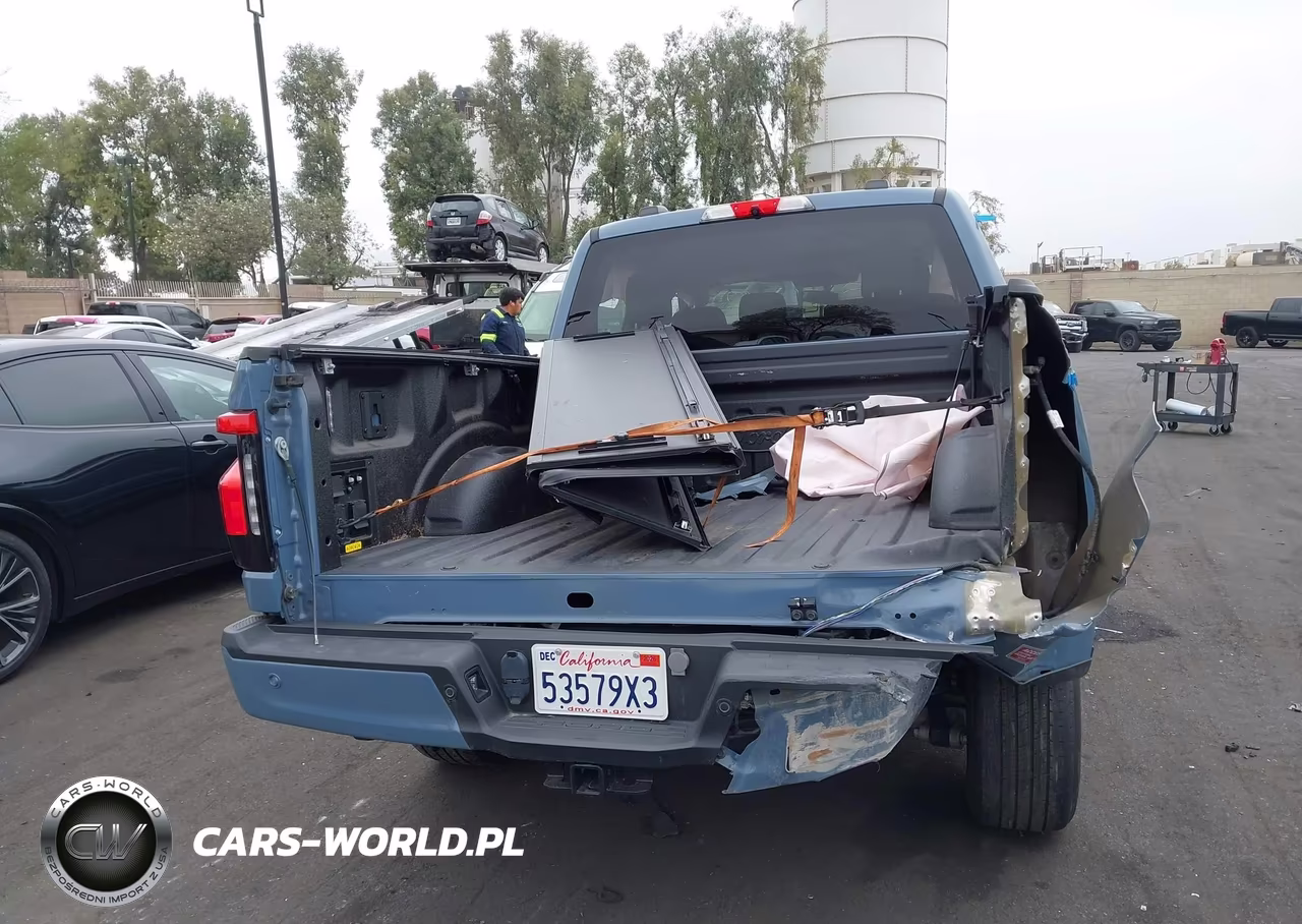 2023 Ford F-150 Lightning Xlt VIN:1FT6W1EV5PWG29585 - 16