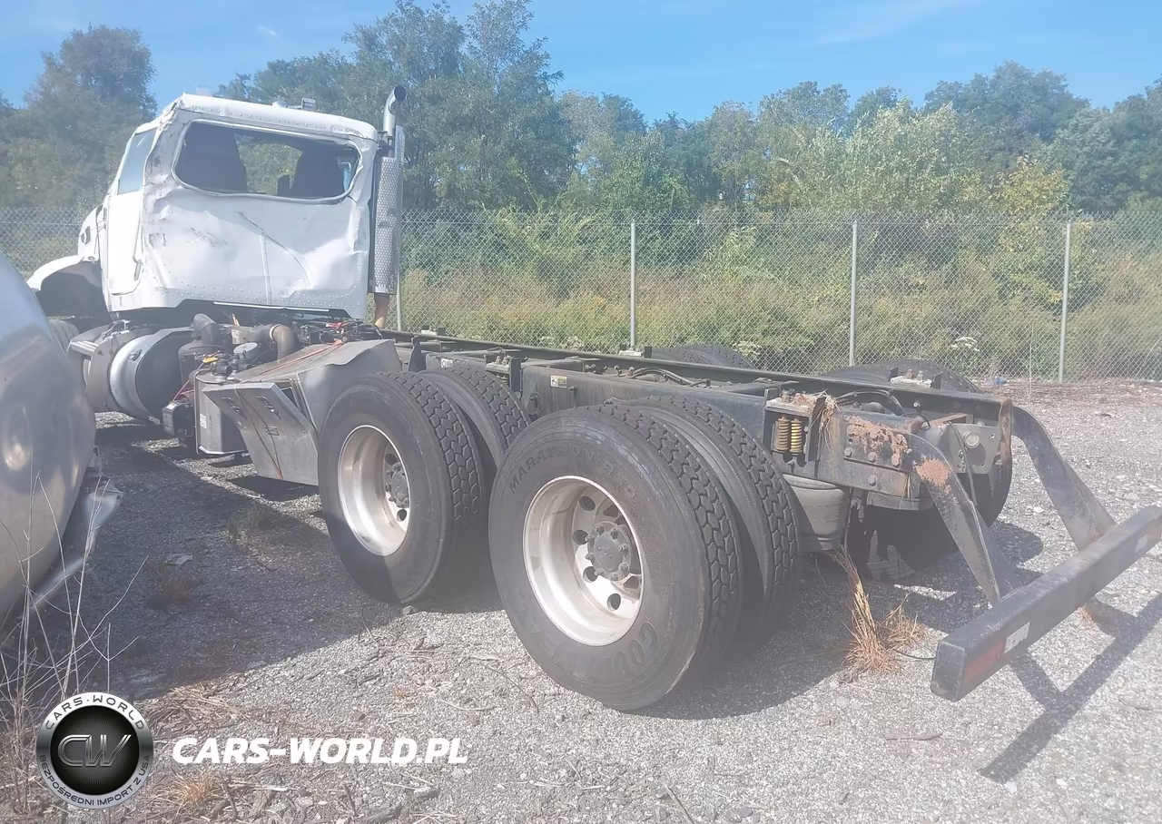 2020 Peterbilt 348 VIN:2NP3LJ0X7LM709466 - 3