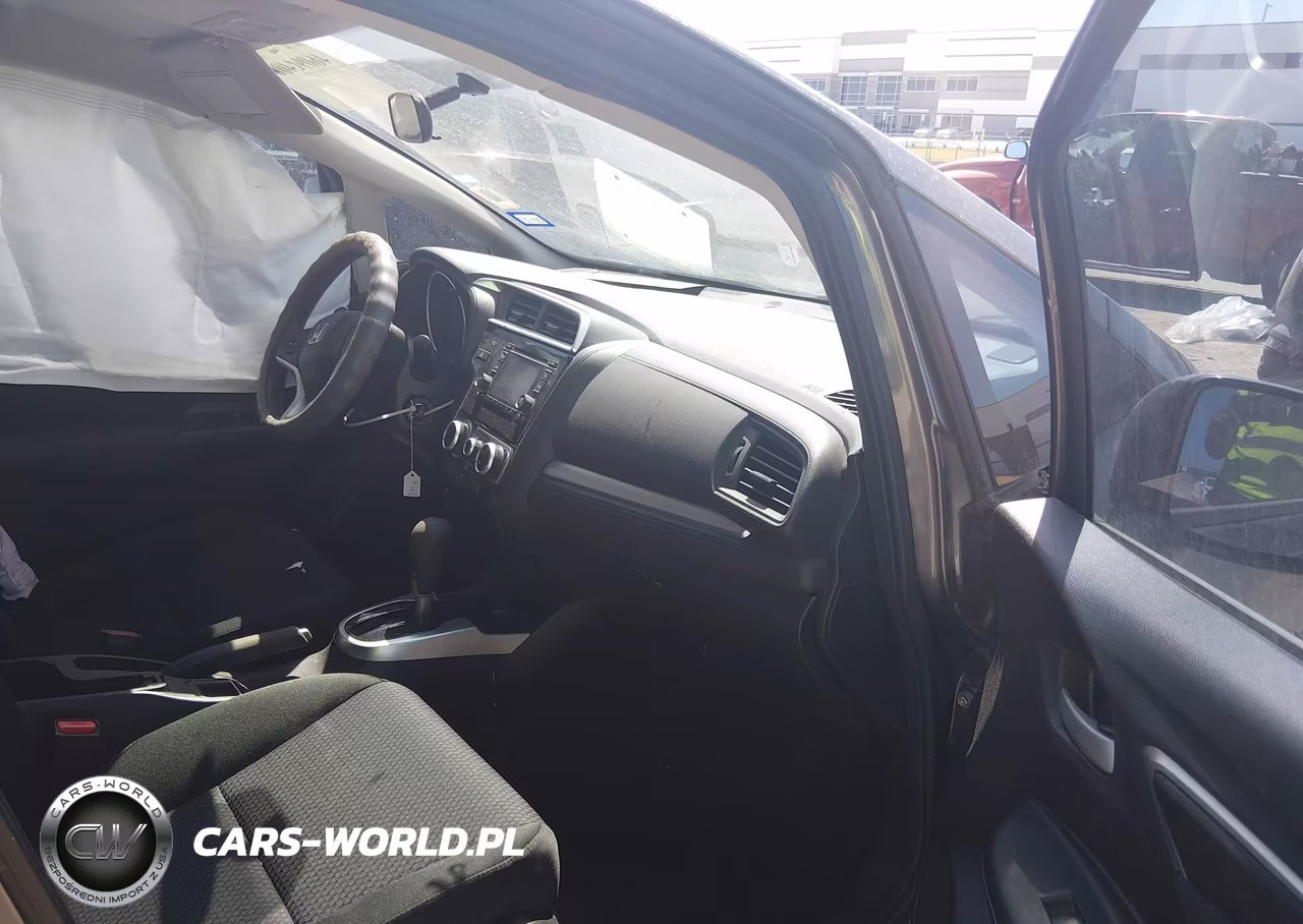 2019 Honda Fit Lx VIN:3HGGK5H44KM737393 - 5