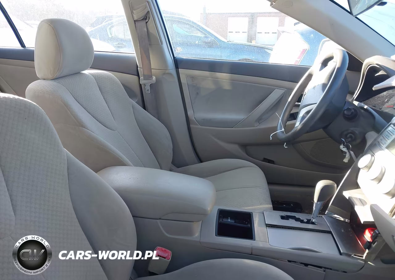 2009 Toyota Camry Le VIN:4T1BE46K79U852888 - 5