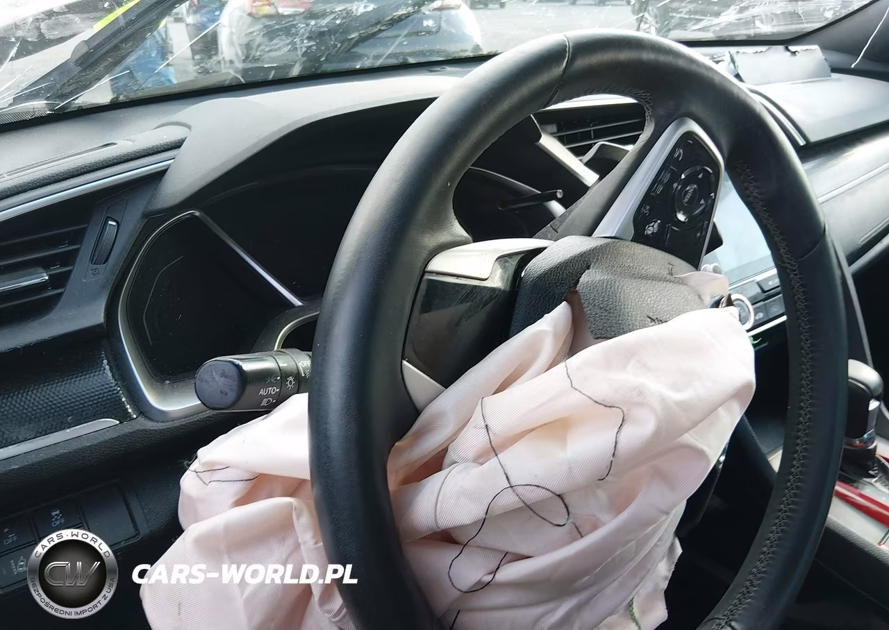 2019 Honda Civic Sport VIN:2HGFC4B82KH300831 - 15