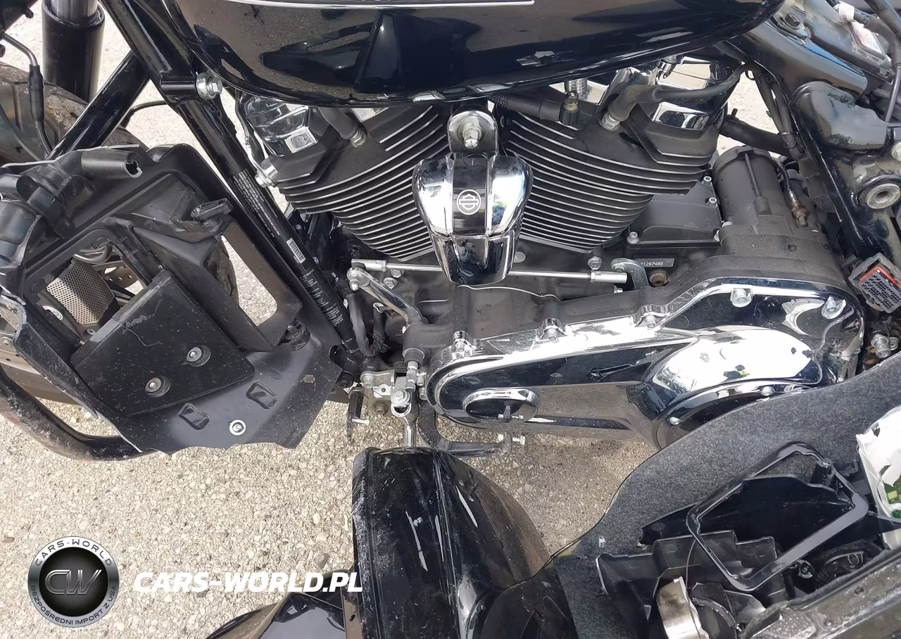 2023 Harley-Davidson Flhx VIN:1HD1KBC18PB637049 - 9
