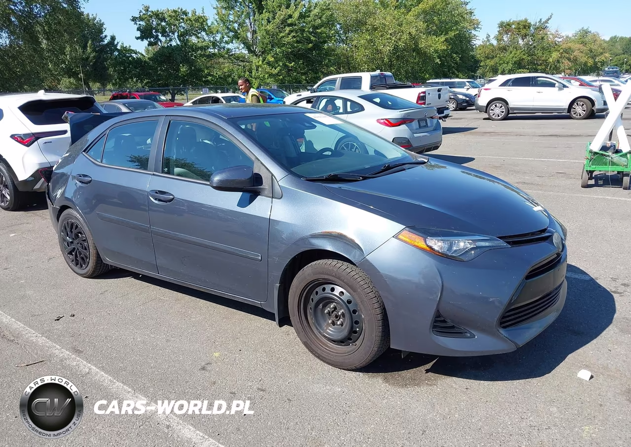 2017 Toyota Corolla Le – zdjęcie 1 z 17