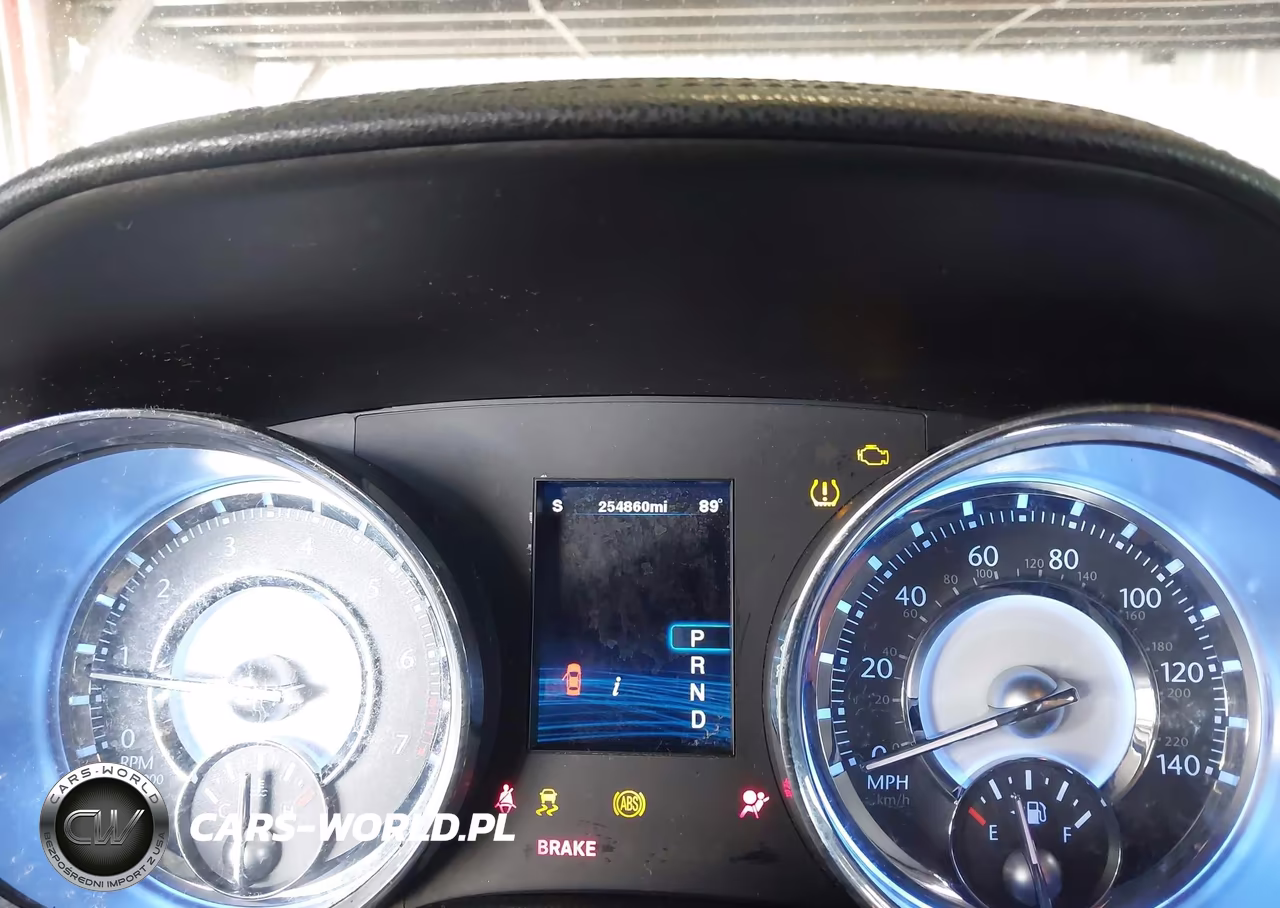 2012 Chrysler 300 VIN:2C3CCAAG6CH146557 - 7