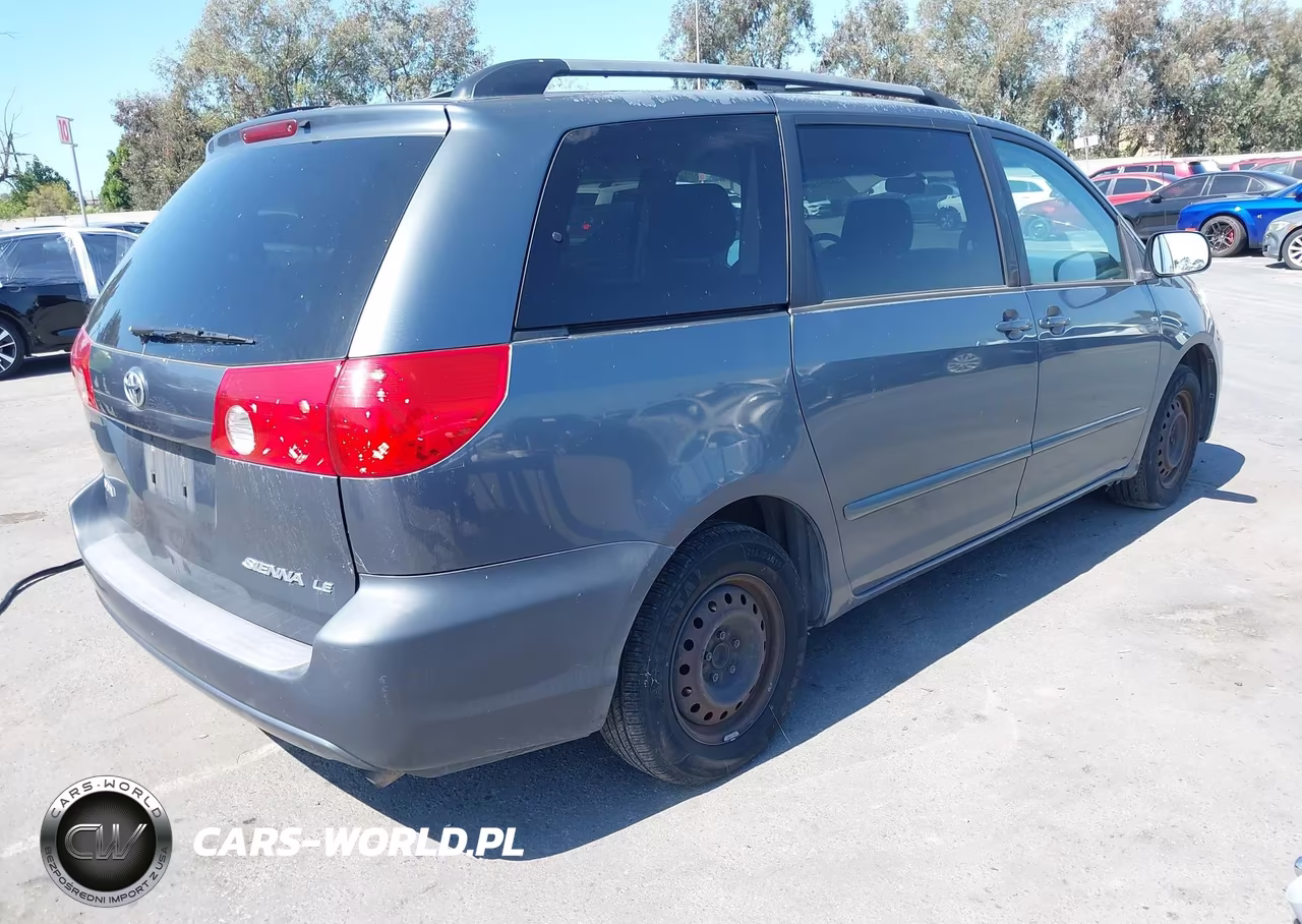 2008 Toyota Sienna Le VIN:5TDZK23C58S214140 - 4
