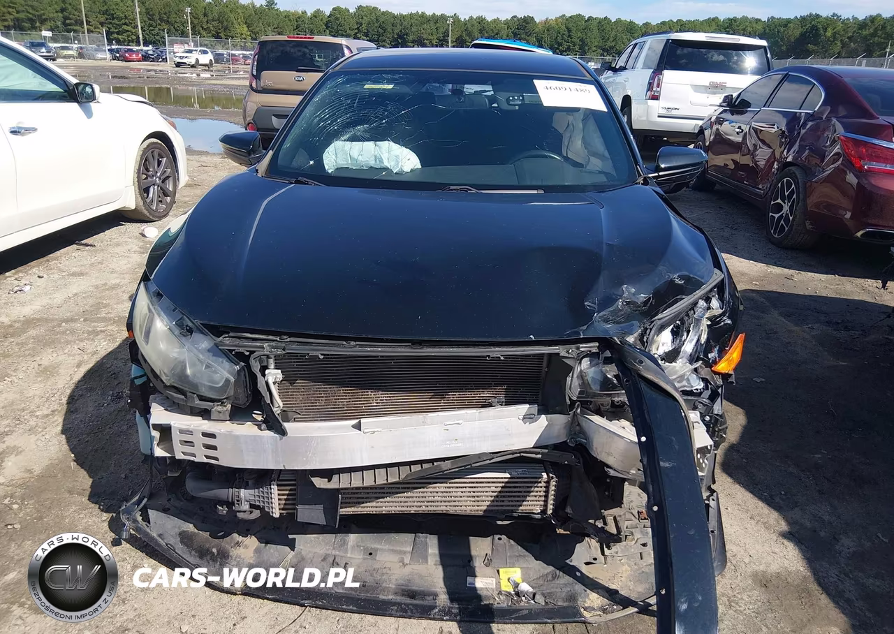 2018 Honda Civic Sport VIN:SHHFK7H43JU208735 - 13