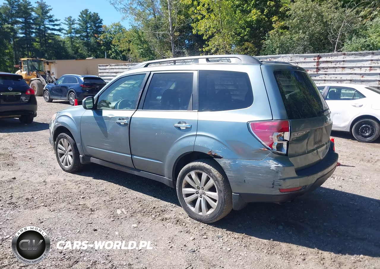 2012 Subaru Forester 2.5X Premium VIN:JF2SHADC6CH429825 - 3