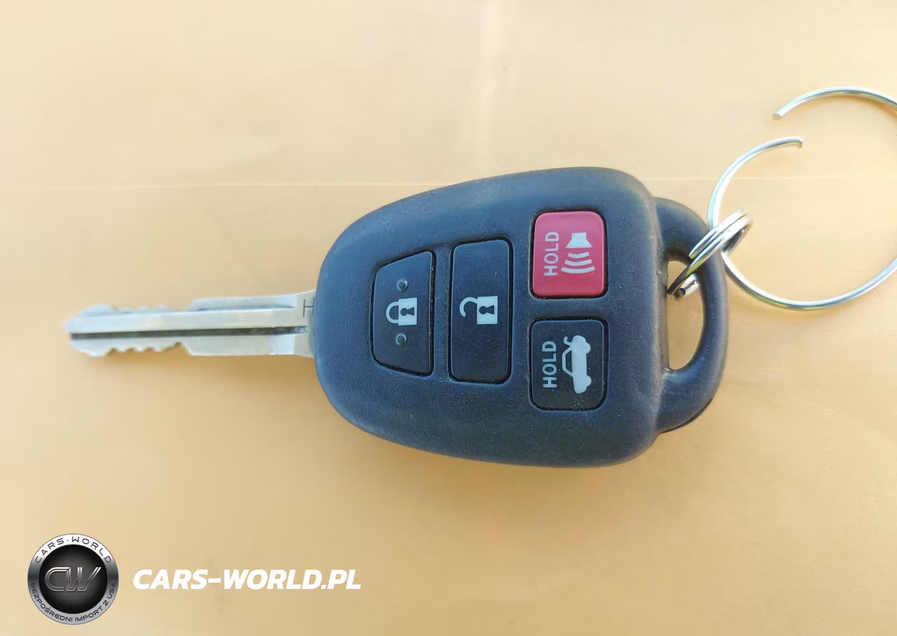 2017 Toyota Corolla Le VIN:5YFBURHE3HP582484 - 11