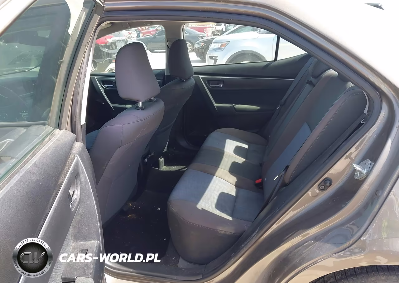 2017 Toyota Corolla Le VIN:5YFBURHE3HP582484 - 8