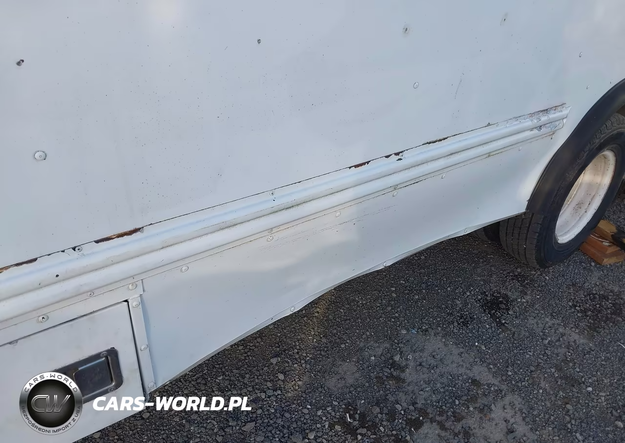 2002 Ford E-450 Cutaway Standard VIN:1FDXE45S02HA36059 - 11