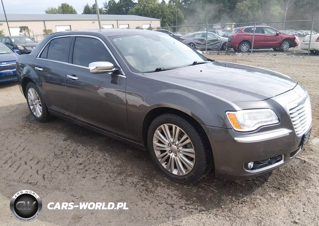 2013 Chrysler 300C Awd