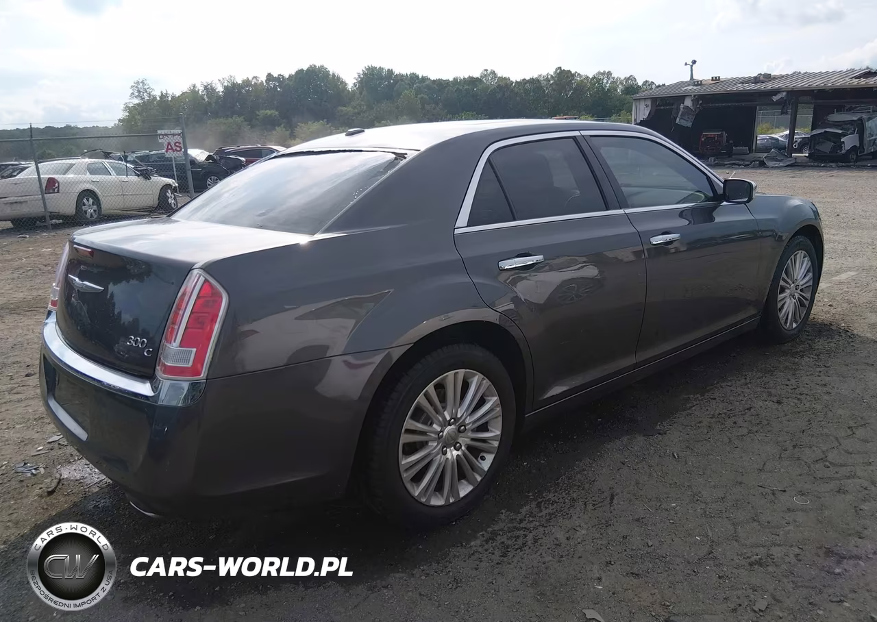 2013 Chrysler 300C Awd VIN:2C3CCAKG1DH564573 - 4