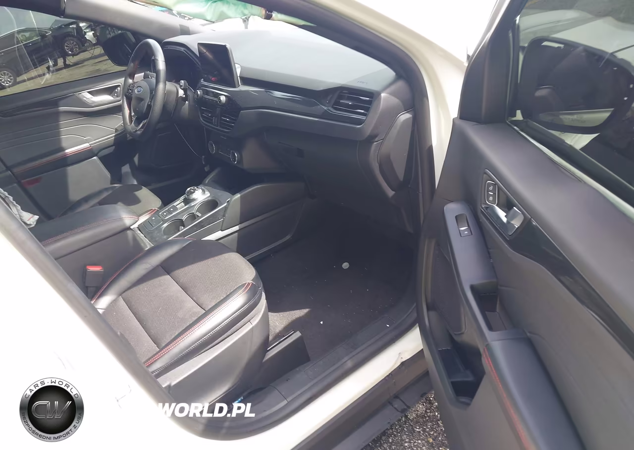 2024 Ford Escape St-Line VIN:1FMCU0MZ6RUA51613 - 5