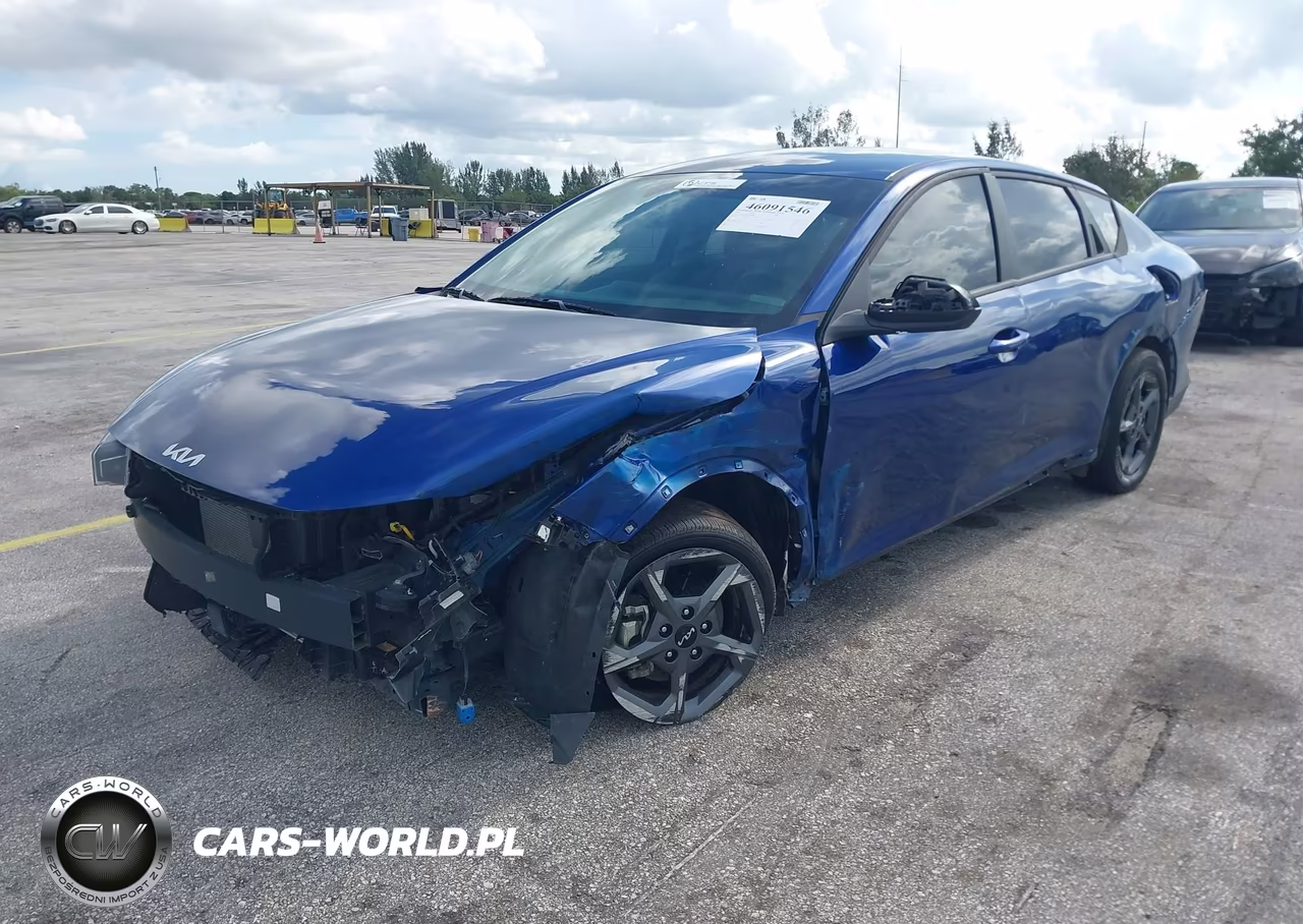 2025 Kia K4 Lxs VIN:3KPFT4DE4SE194993 - 2