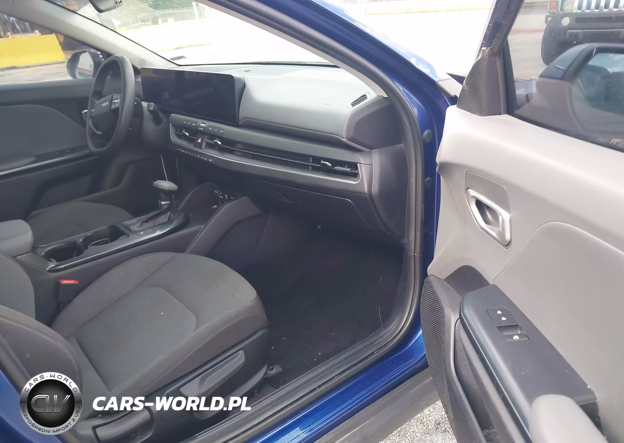 2025 Kia K4 Lxs VIN:3KPFT4DE4SE194993 - 5