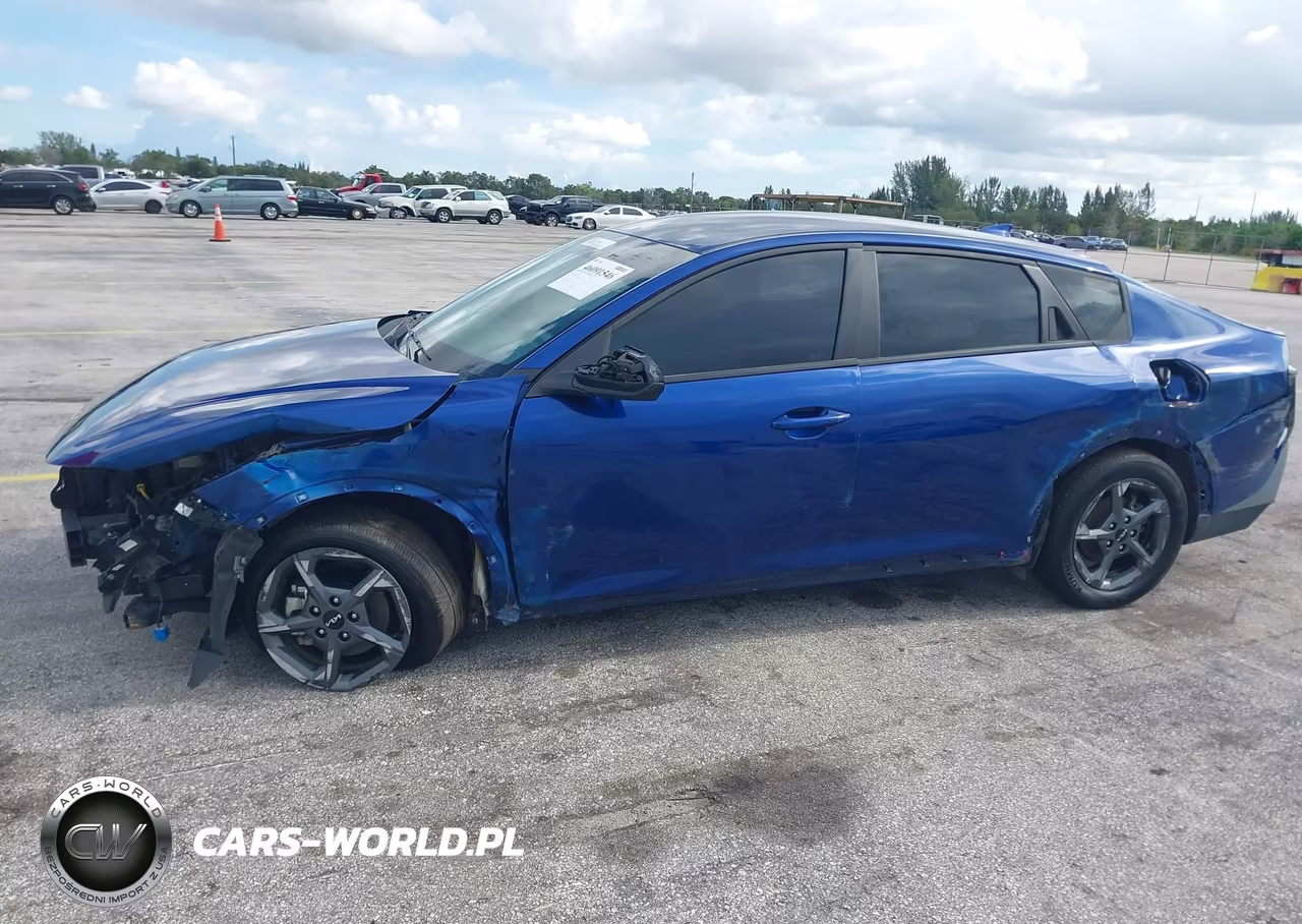 2025 Kia K4 Lxs VIN:3KPFT4DE4SE194993 - 6