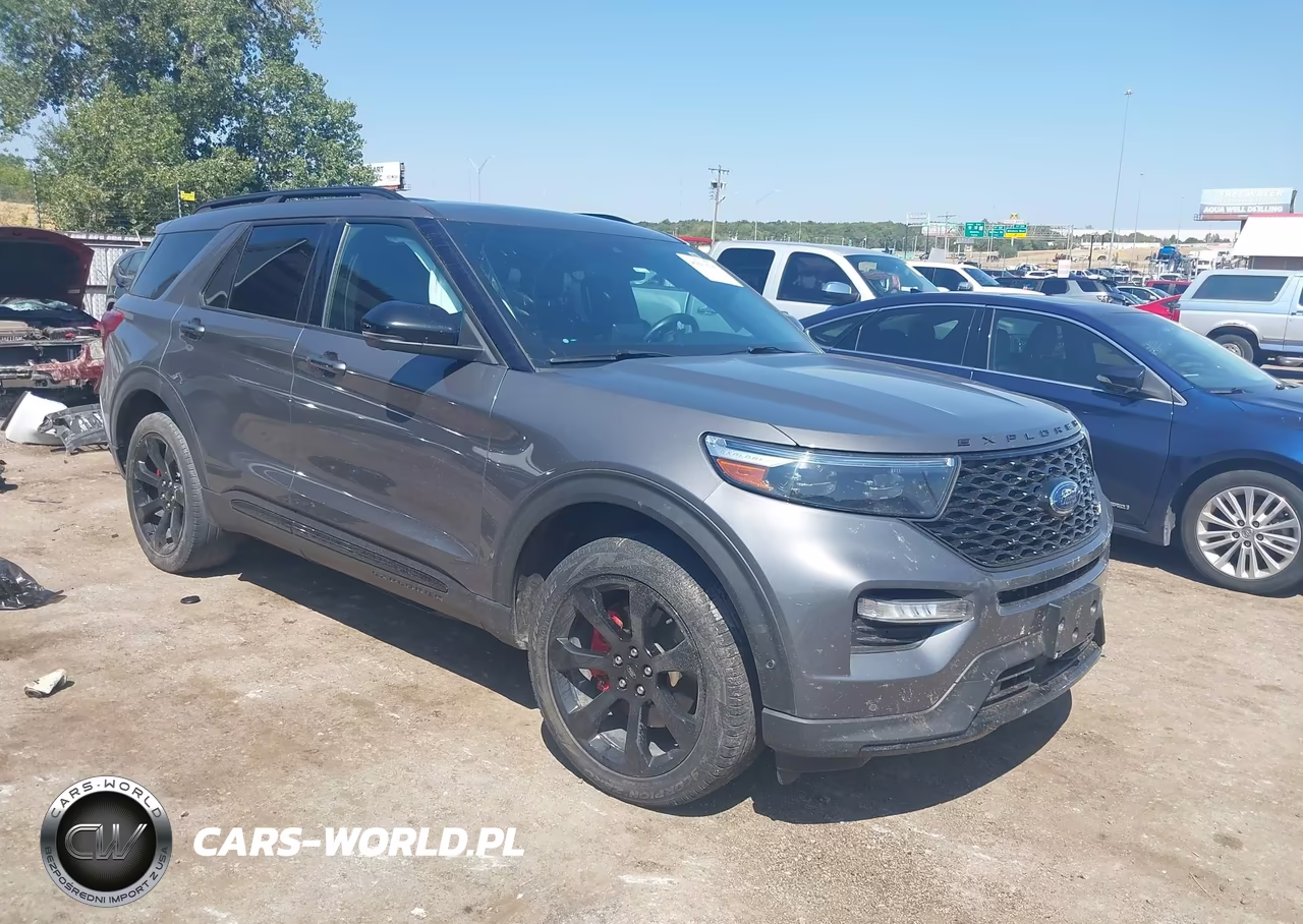2021 Ford Explorer St