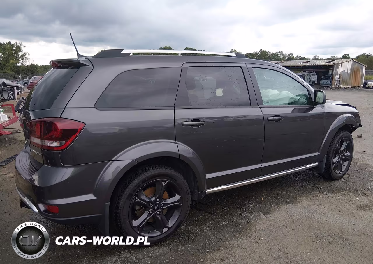 2019 Dodge Journey Crossroad Awd VIN:3C4PDDGG3KT759454 - 4