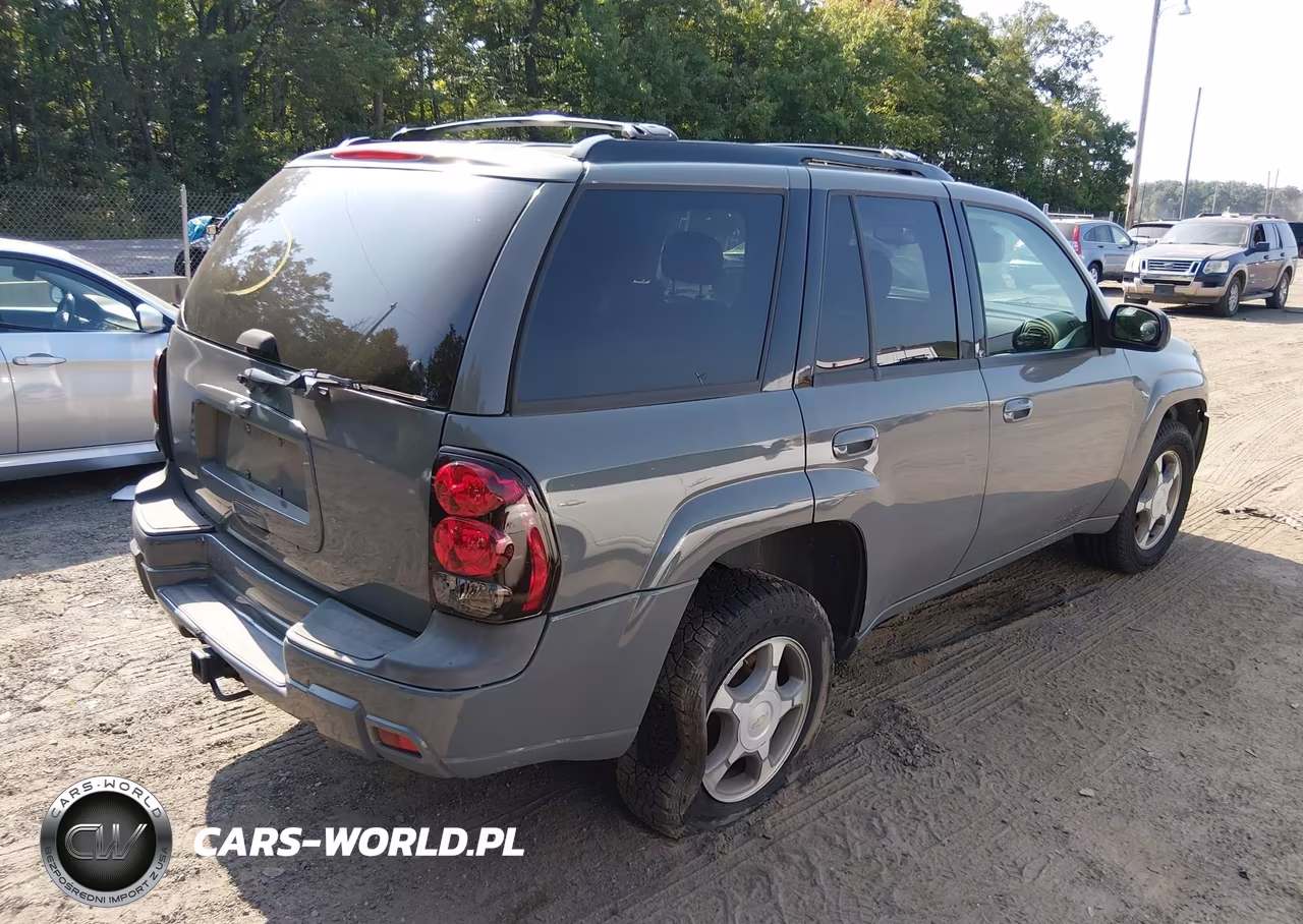 2005 Chevrolet Trailblazer Lt VIN:1GNDT13S652258764 - 4