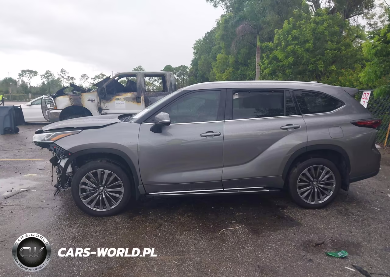 2025 Toyota Highlander Hybrid Limited 25Th Edition VIN:5TDKBRCH5SS649320 - 14