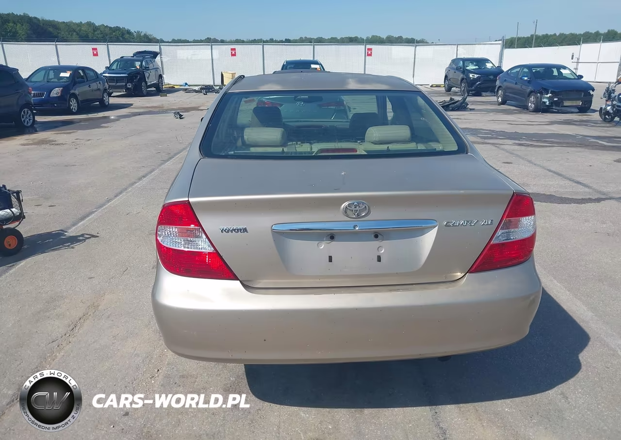 2003 Toyota Camry Xle VIN:JTDBE32K530175794 - 17
