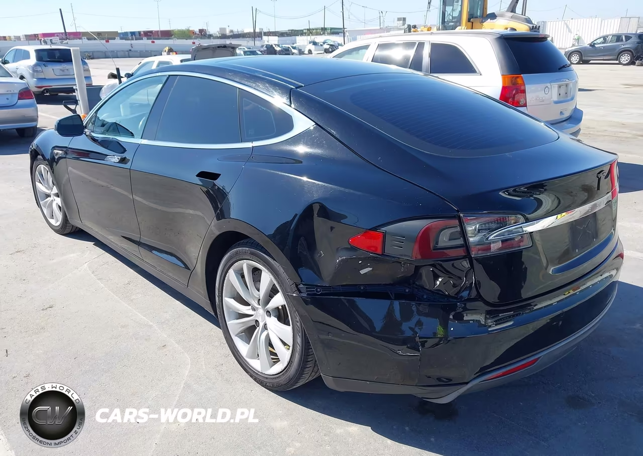 2014 Tesla Model S P85 VIN:5YJSA1H12EFP62392 - 3