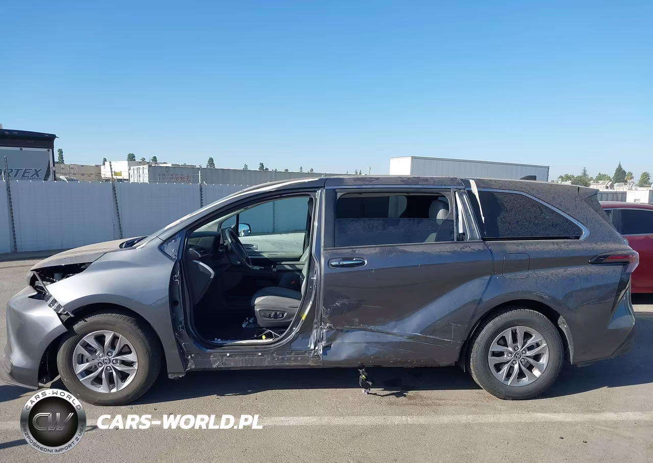2025 Toyota Sienna Xle VIN:5TDYSKFC7SS175520 - 15